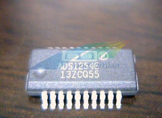Mobile phone Flash Memory IC Chip TI ADS1254E 1 A/D Converter